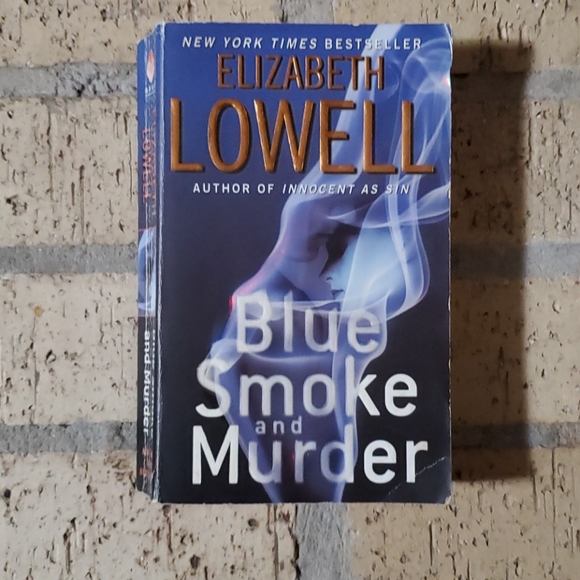 Blue Smoke and Murder by Elizabeth Lowell - Picture 1 of 2